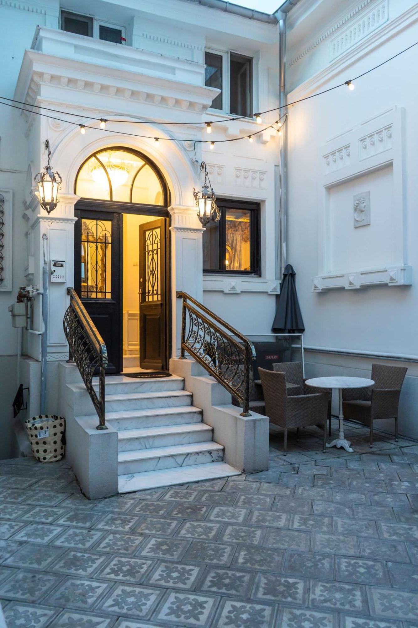Conacul Coroanei Luxury Boutique Hotel 布加勒斯特 外观 照片
