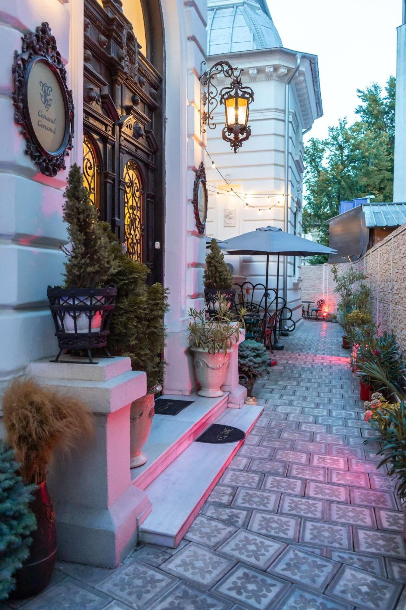Conacul Coroanei Luxury Boutique Hotel 布加勒斯特 外观 照片