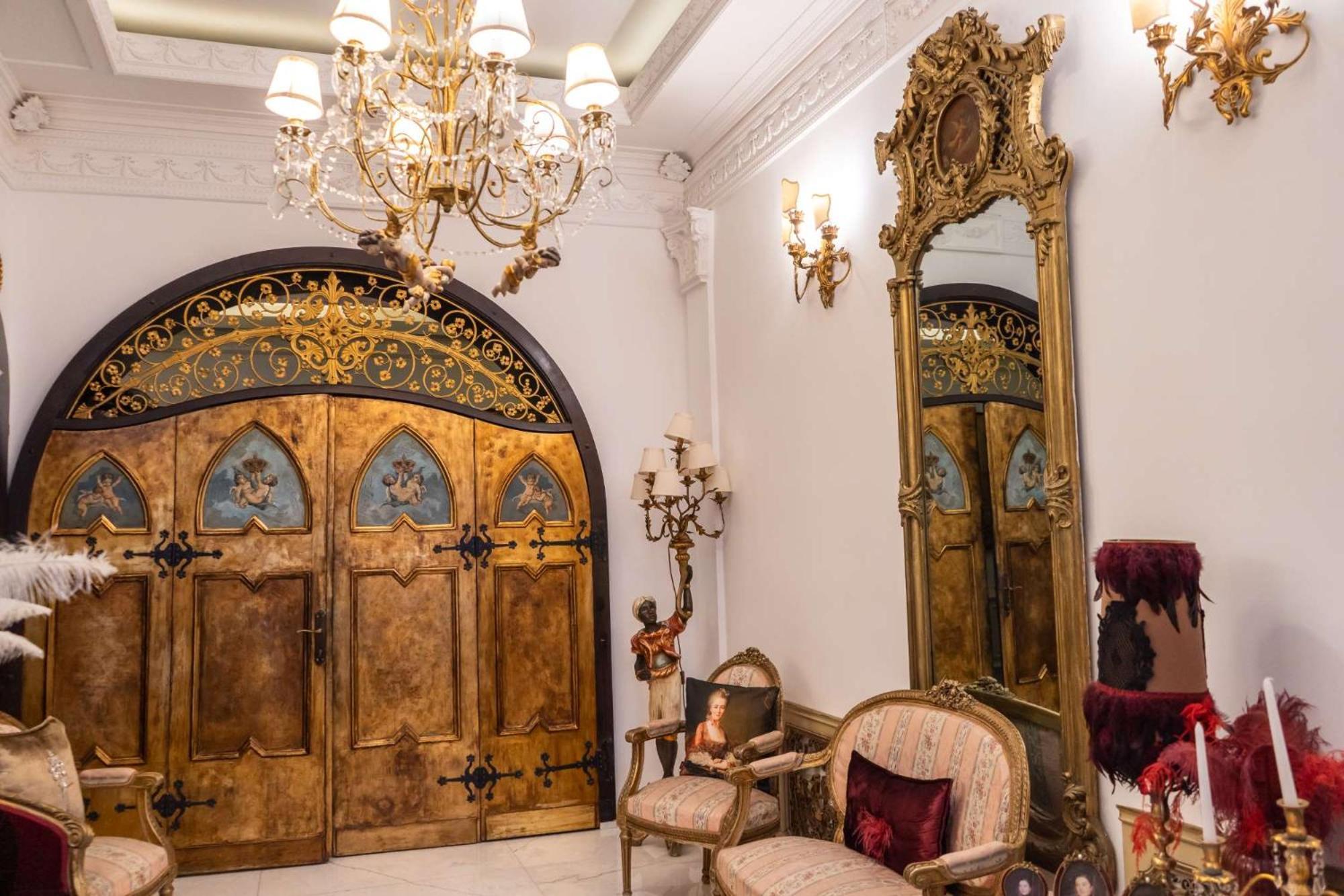 Conacul Coroanei Luxury Boutique Hotel 布加勒斯特 外观 照片