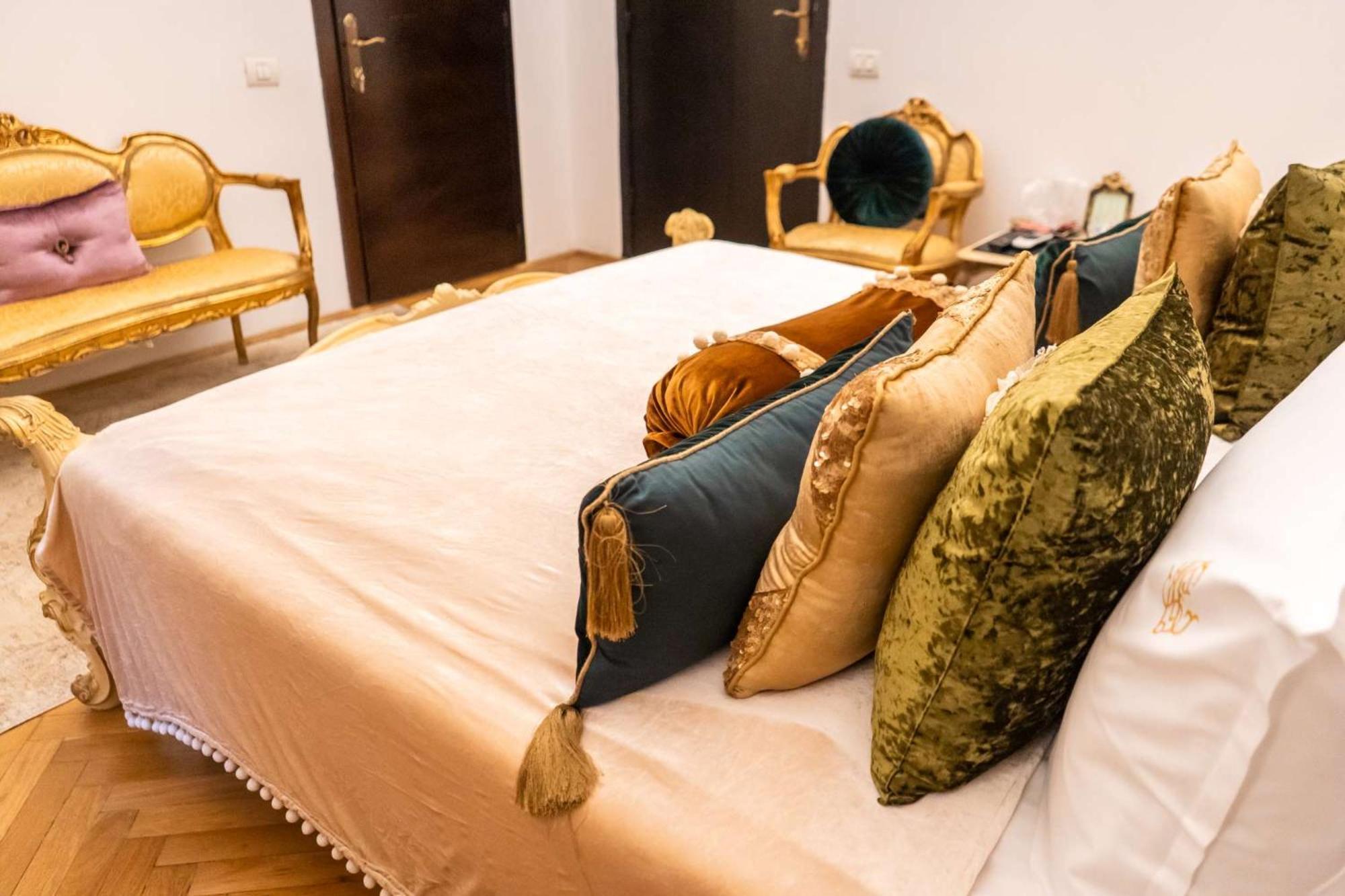 Conacul Coroanei Luxury Boutique Hotel 布加勒斯特 外观 照片