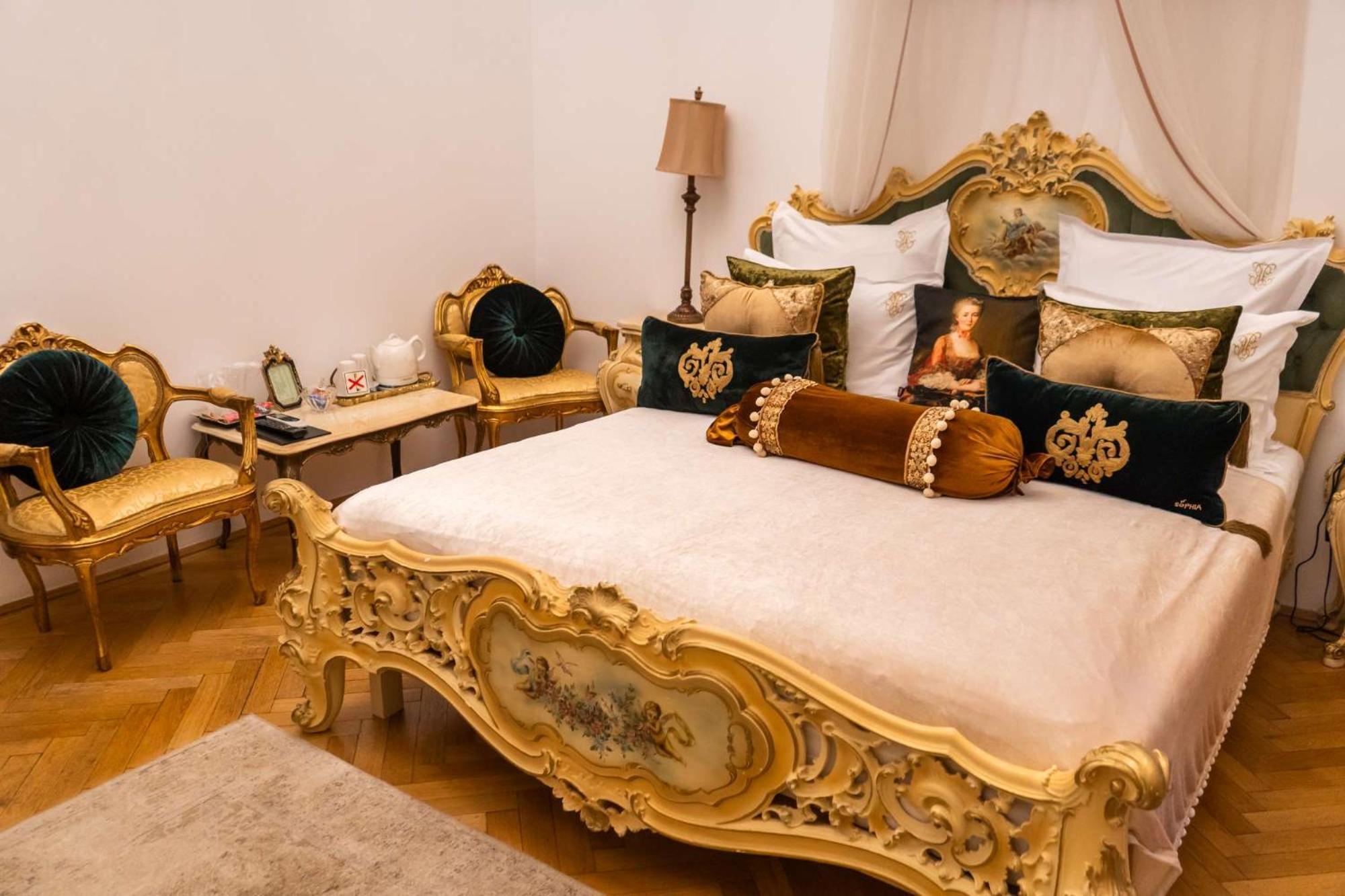 Conacul Coroanei Luxury Boutique Hotel 布加勒斯特 外观 照片