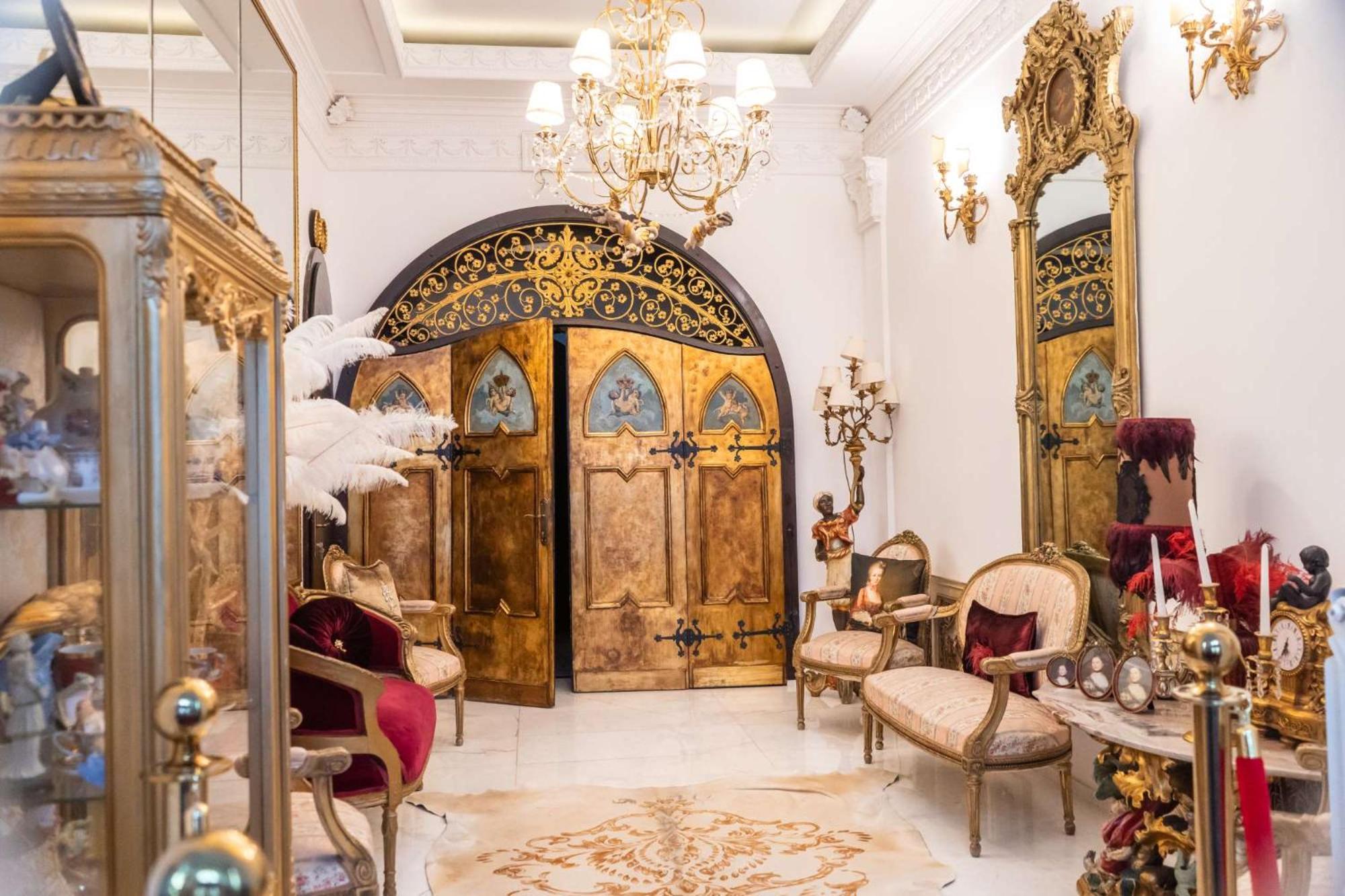 Conacul Coroanei Luxury Boutique Hotel 布加勒斯特 外观 照片